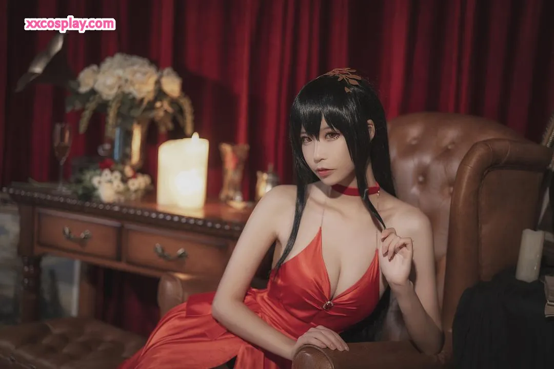 Ai Laoshi PhD as Taihou - Azur Lane Poison Apple Dress